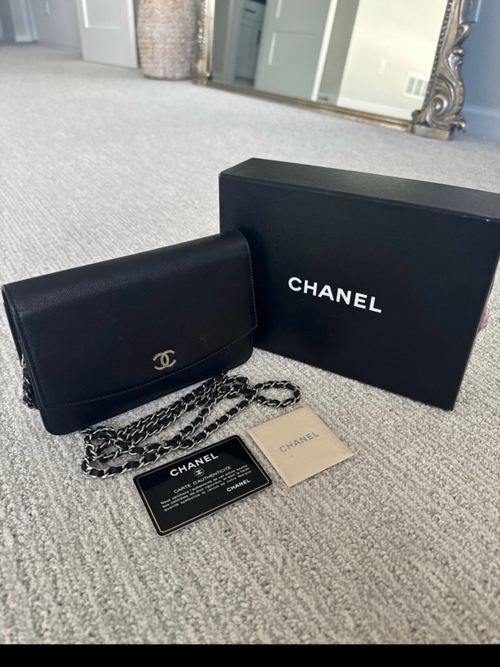 AuthenticChanel Sevruga Wallet on Chain